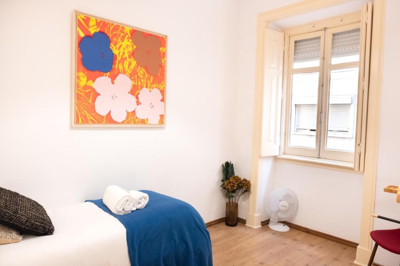 Central Apartment With Terrace By Lovelystay Lisboa Exterior foto