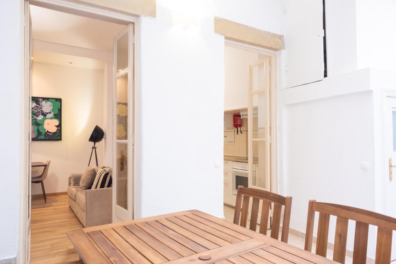 Central Apartment With Terrace By Lovelystay Lisboa Exterior foto