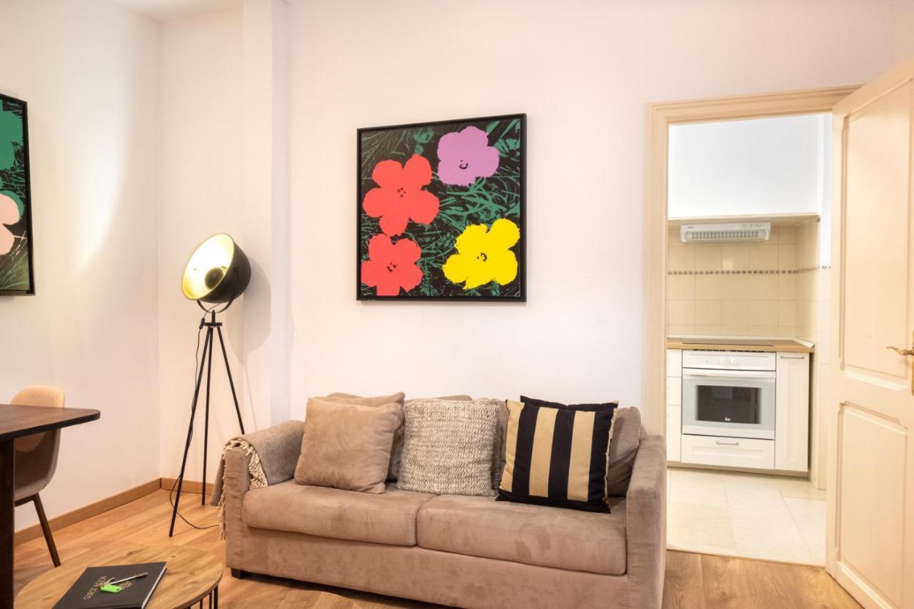 Central Apartment With Terrace By Lovelystay Lisboa Exterior foto