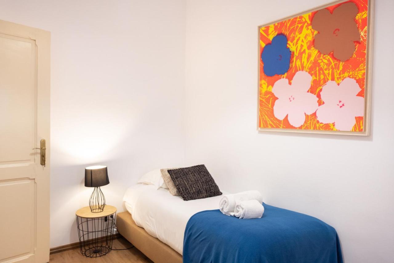 Central Apartment With Terrace By Lovelystay Lisboa Exterior foto
