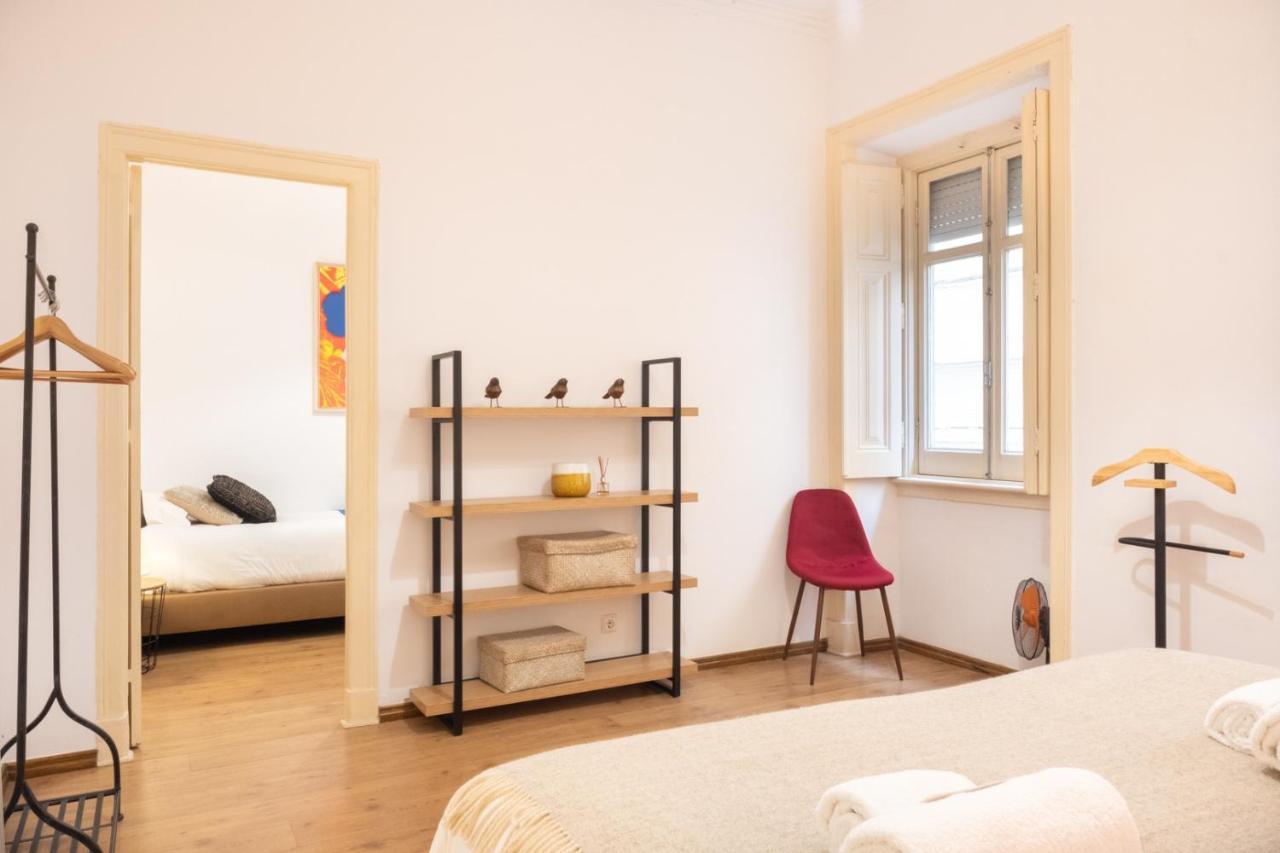 Central Apartment With Terrace By Lovelystay Lisboa Exterior foto