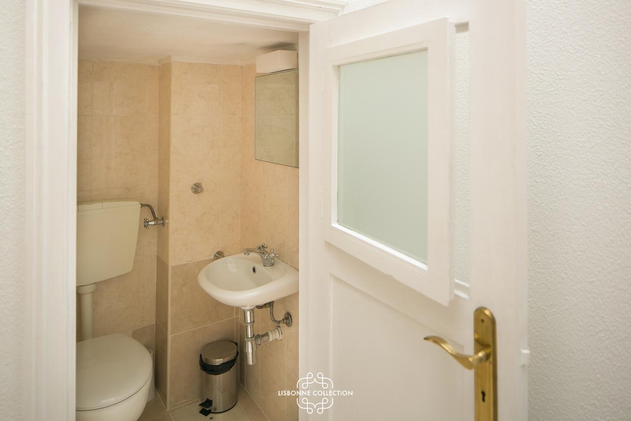 Central Apartment With Terrace By Lovelystay Lisboa Exterior foto